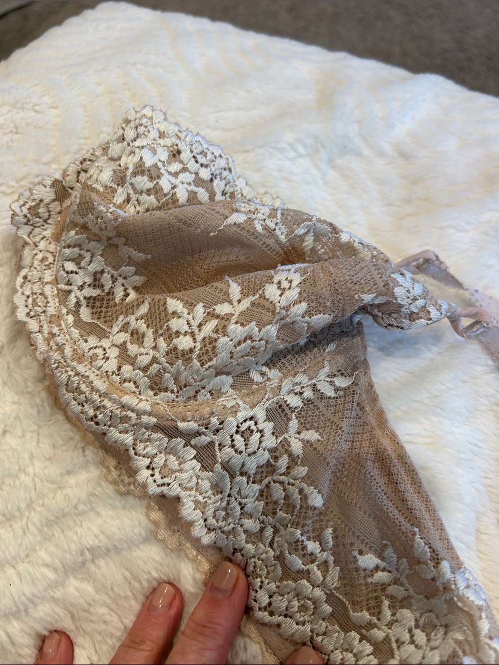Wacoal Women’s Embrace Lace Floral Underwire Bra. Romantic. Feminine. Lace. 36C - Picture 8 of 8